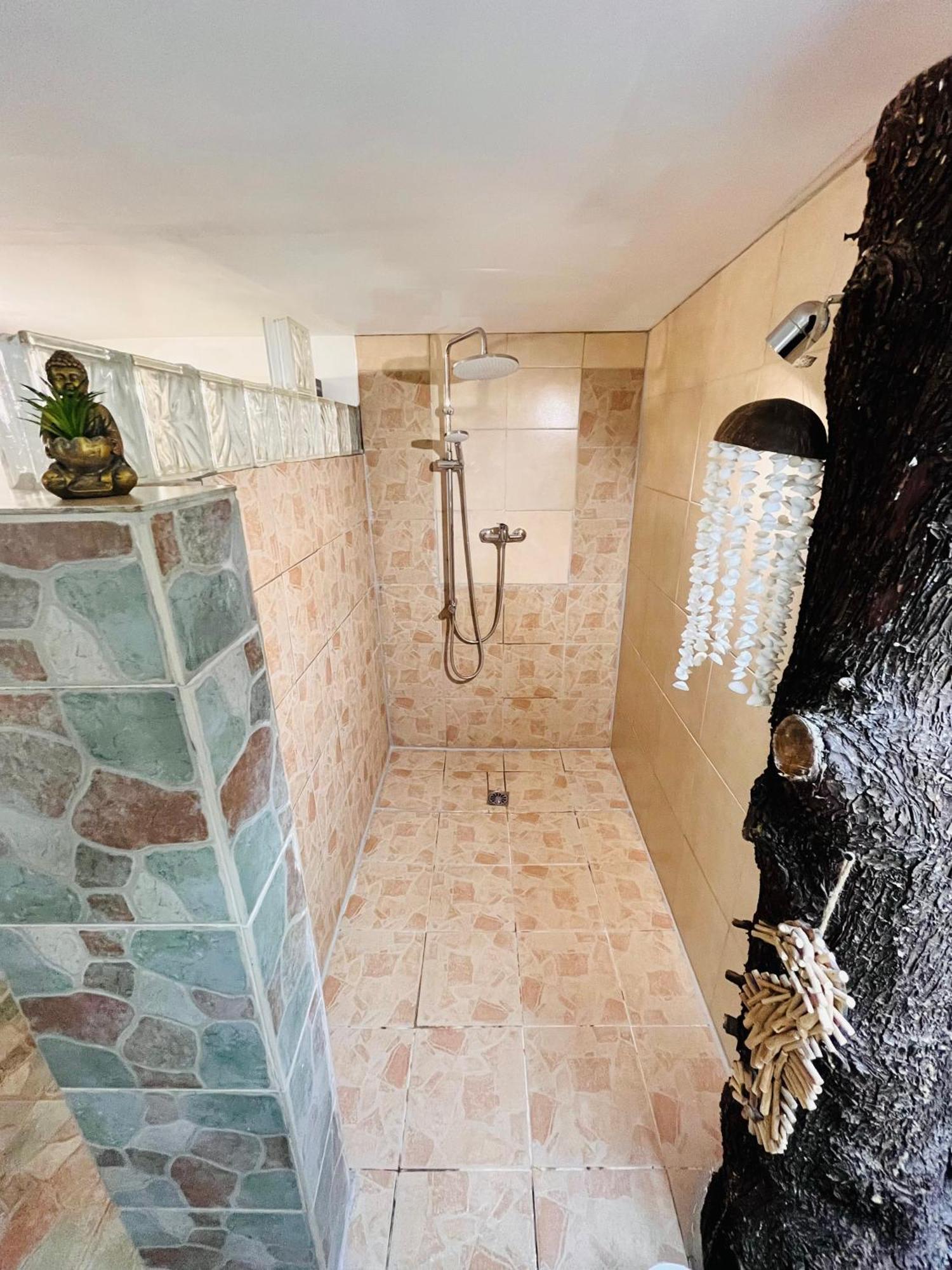 Location T3 Jardin Avec Piscine Villa Mèze Exteriör bild